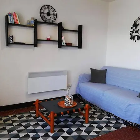 Soleil Levant - Acces Direct - Terrasse - - Proche Commerces Apartment *